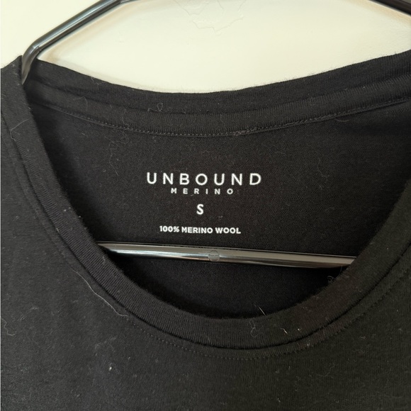 Merino Wool Black Long Sleeve - Picture 2 of 3